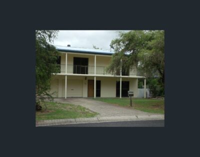 Spacious 4-Bedroom Home Just One Street from the Beach – South Mission Beach